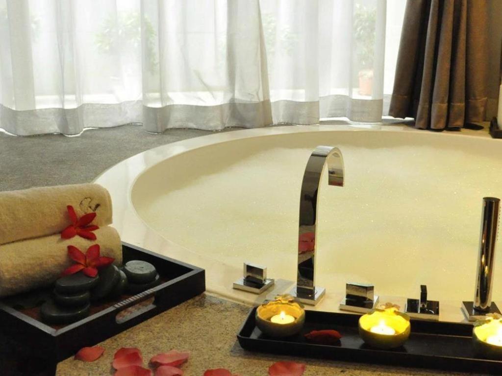 Guangzhou Carat Hotel Ngoại thất bức ảnh